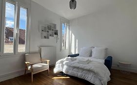 Grande Maison Tout Confort Au Coeur De Nogent